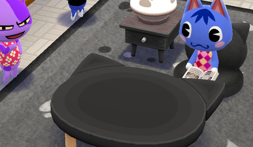 つり大会で「クロネコなローテーブル」をゲットした。